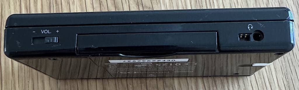 Nintendo Konsolen: Nintendo DS lite schwarz #1 – Gebraucht aus Volketswil von IT-Mac 4