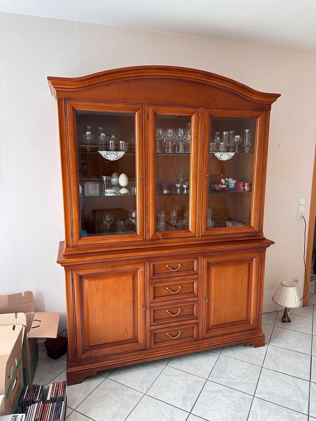 Vetrine: Vitrine Selva Biedermeier Stilmöbel Kirschbaum + VERSAND – Usato da Gemünden venduto da GEUENWALD