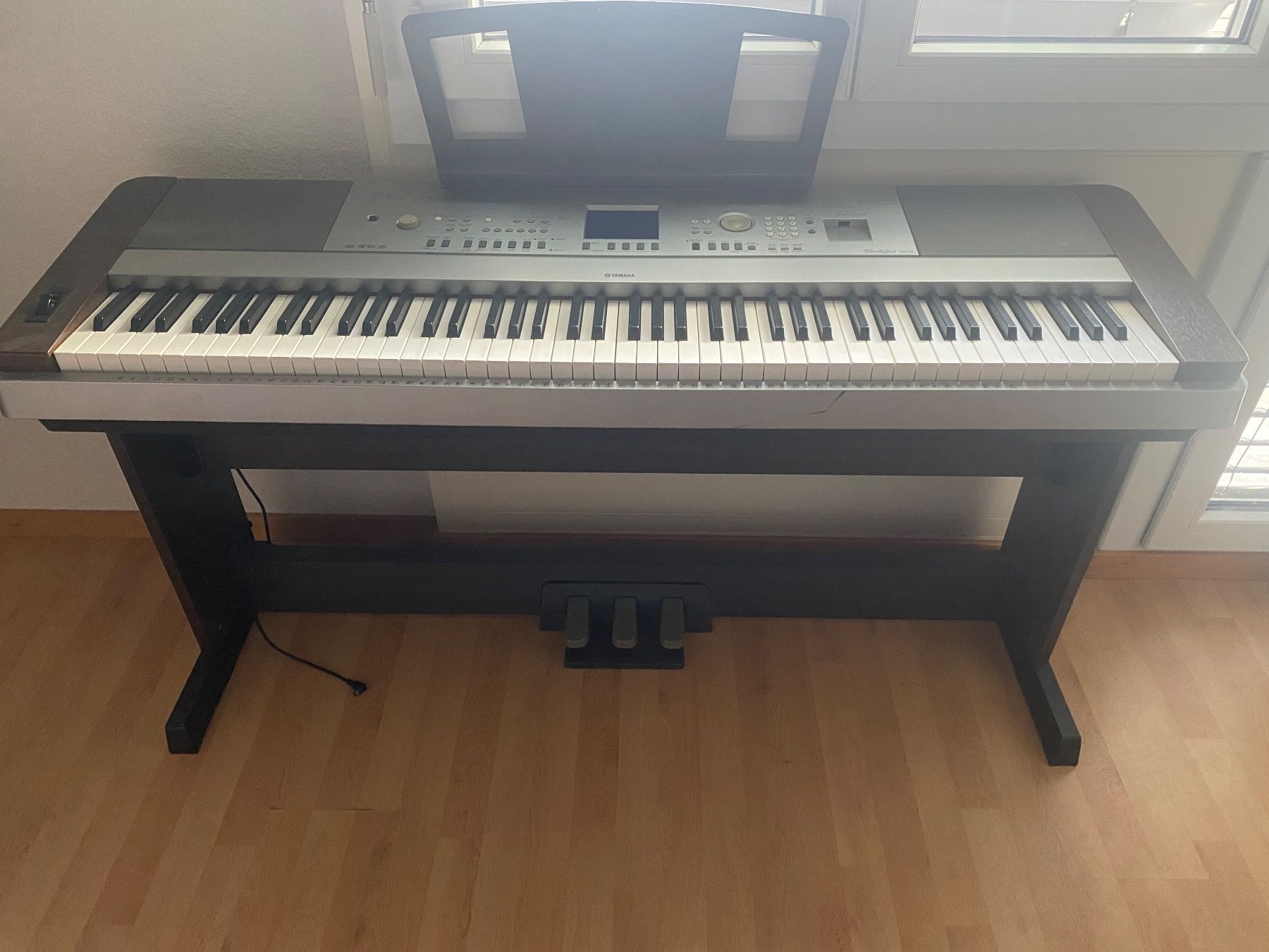 Strumenti musicali: Yamaha e piano – Usato da Luzern venduto da Off_123 1