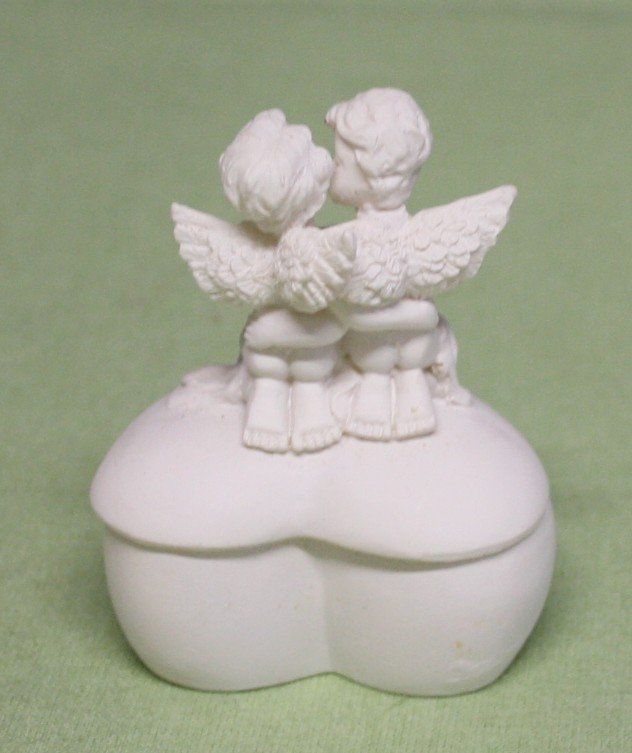 Statuette: Herz - Dose  Engel in Umarmung – Usato da Flüelen venduto da Alt-und-Neu 2