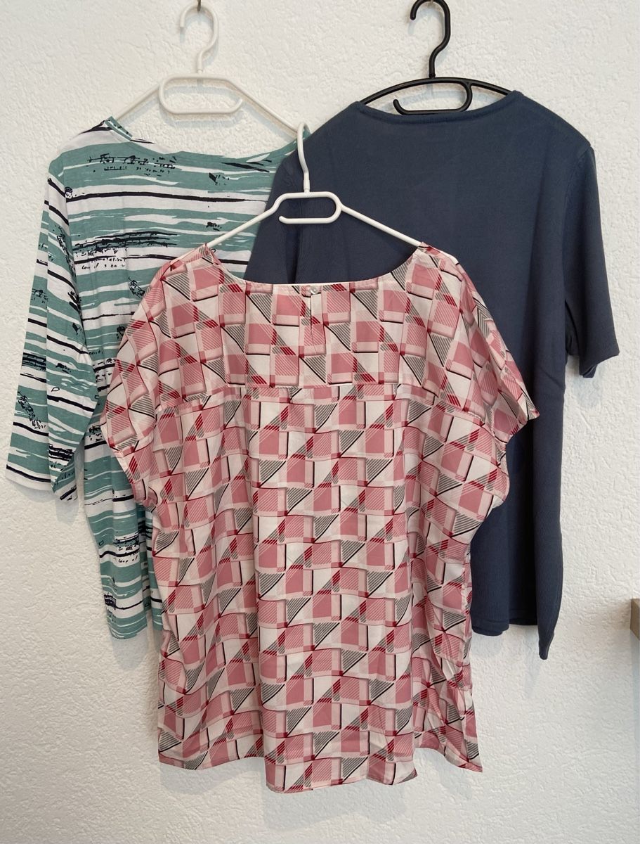Lotti di vestiti: Kleiderpaket Damen Sweet-Shirt, Pullover, Bluse Gr. 50 – Usato da Fislisbach venduto da KolibriSecondhand 1