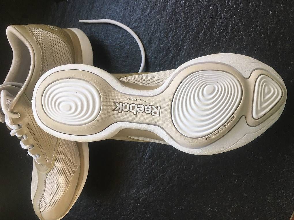 Scarpe da donna: Reebok Easy Town, Gr. 37 – Usato da Lyss venduto da stubenwagen 2
