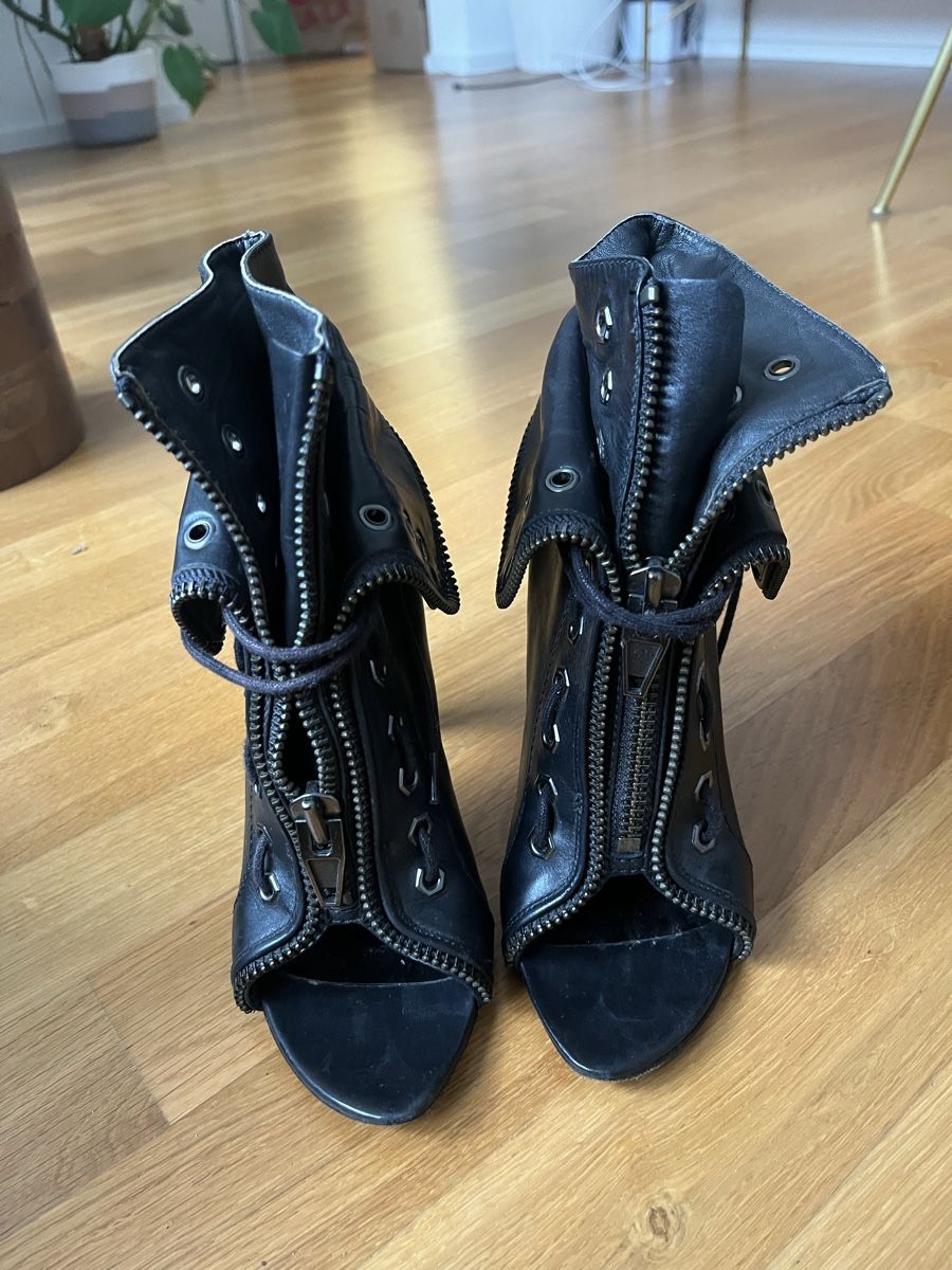 Alexander Wang Scarpe da donna: Alexander Wang - Stiefelleten – Usato da Zürich venduto da jul_855n