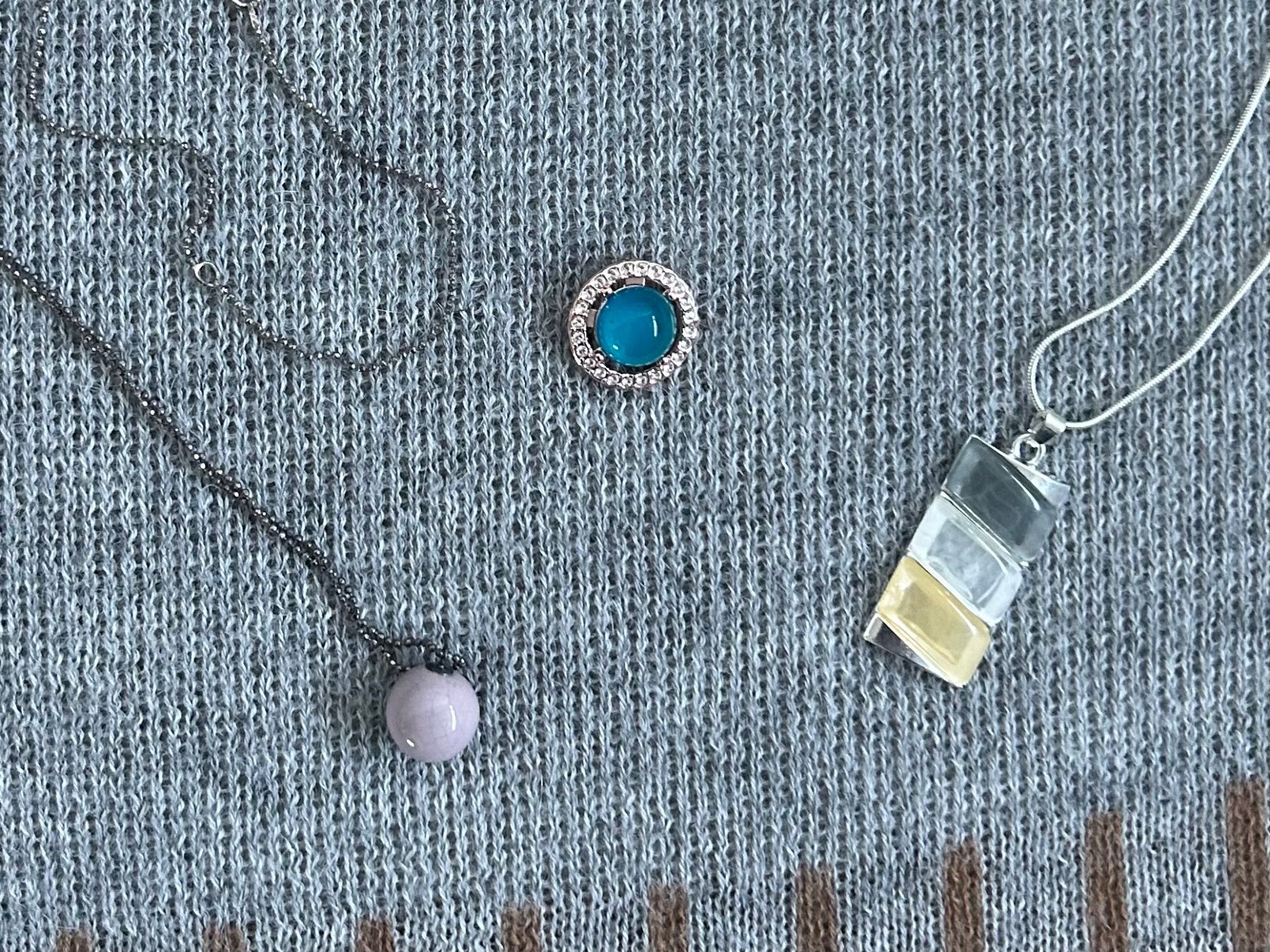 Colliers: MIXED STONE NECKLACES LOT – Neuf (Voir description) à Erlenbach ZH par Syssi_C