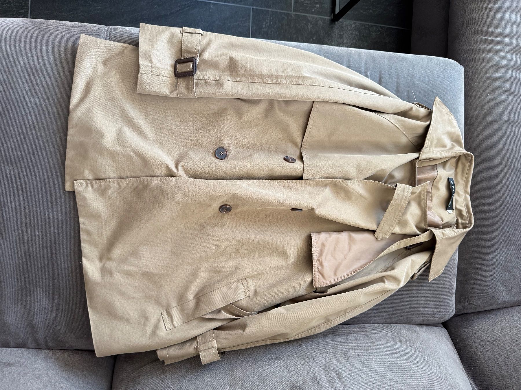 Vestes: Beige trench coat Size M – D'occasion à Stadel par silentjelly