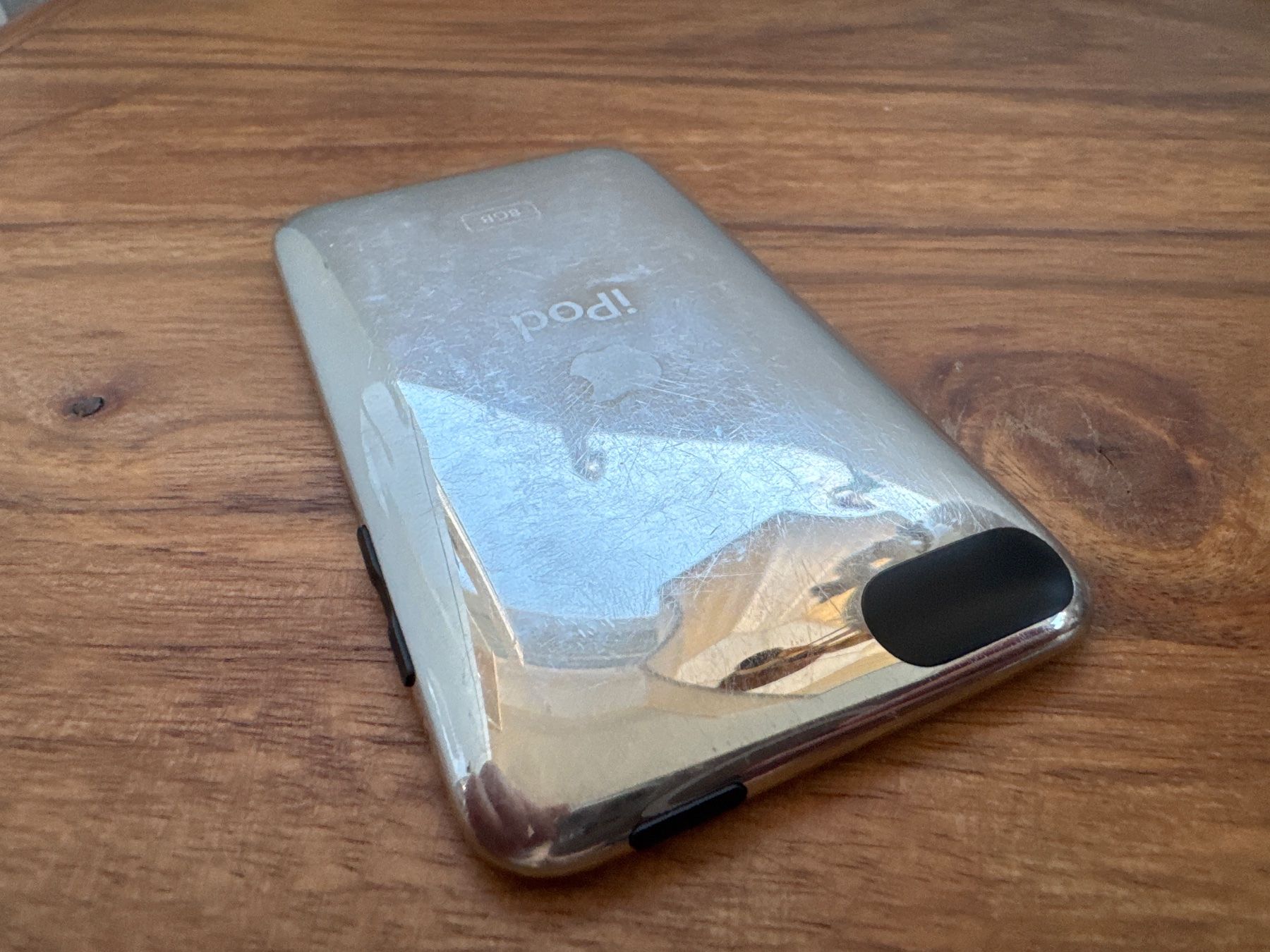 Apple Lettore multimediale portatile: iPod touch 3g 8GB – Usato da St. Gallen venduto da hae_6rmh 3