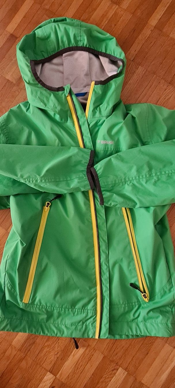 Giacche: Brugi Herren-Wander-Regenjacke Gr. S – Usato da Steinhausen venduto da voj-de 1