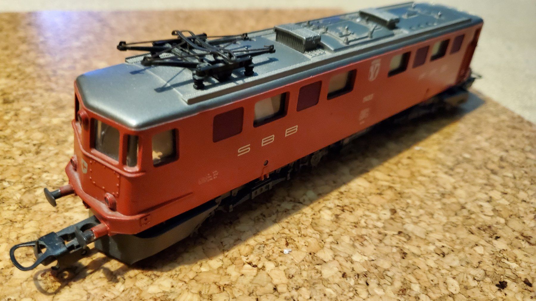 Lima Modellini di ferrovie: Lima Ae 6/6 H0 DC SISSACH – Usato da Courtaman venduto da Silb 1