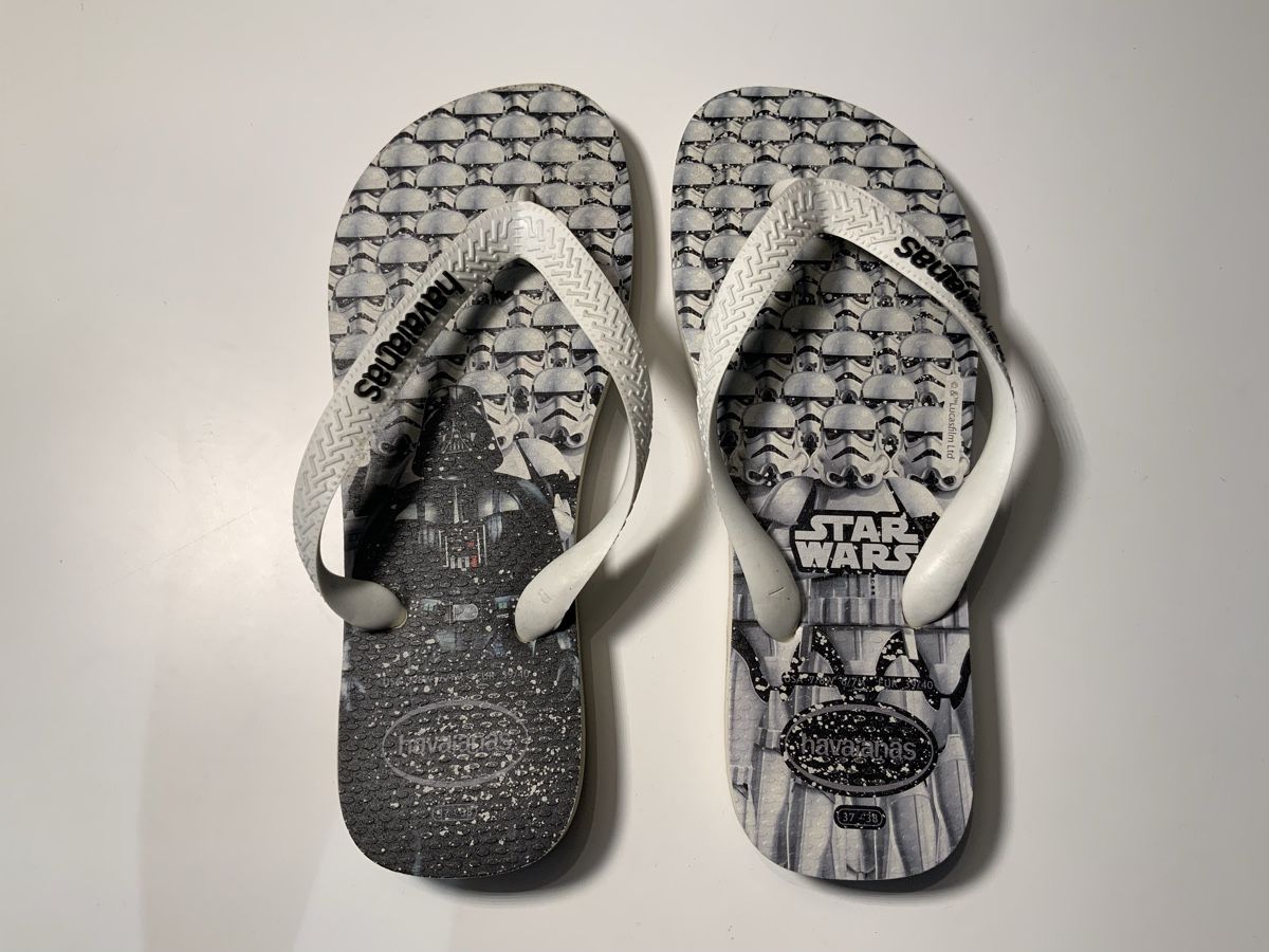 Havaianas Scarpe da uomo: HAVAIANAS, DARTH VADER, sehr COOL! – Usato da Stäfa venduto da sylla73