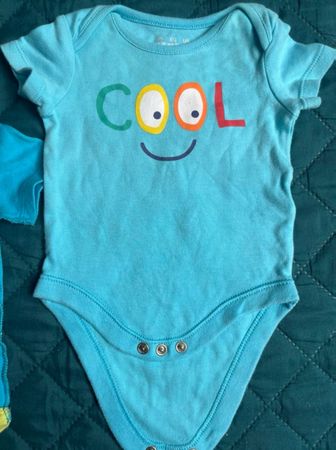 Baby Body "Cool" Kurzarm Grösse 50/56 Top!