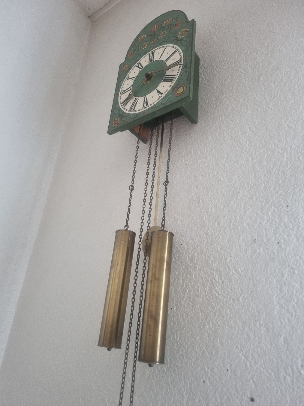 Stand- & Wanduhren: antike Wanduhr – Defekt aus Pfäffikon SZ von PaladinArtAG 1