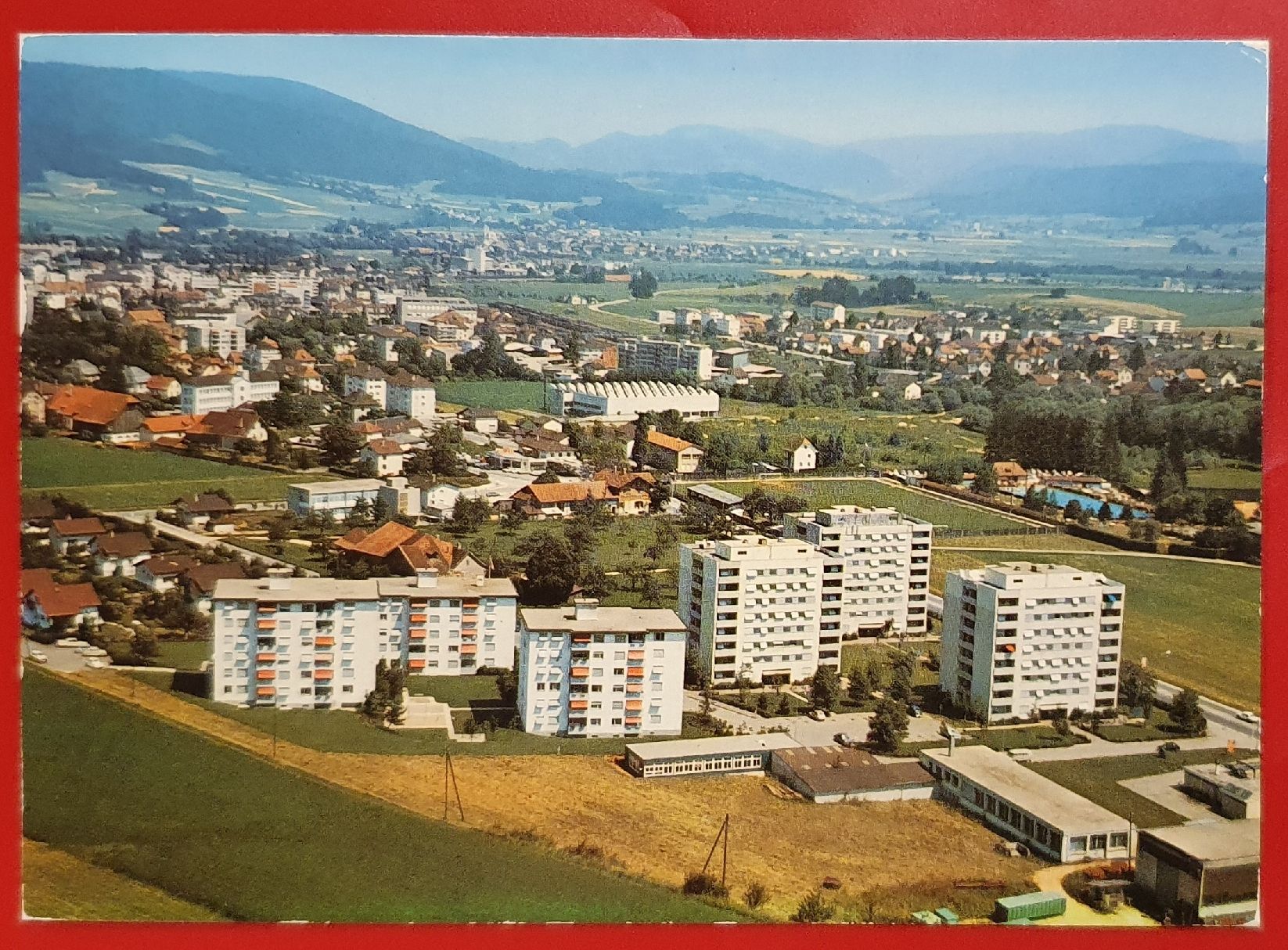 Cartoline postali: Delemont 1984 - vue Générale – Usato da Kreuzlingen venduto da Rschweiz1