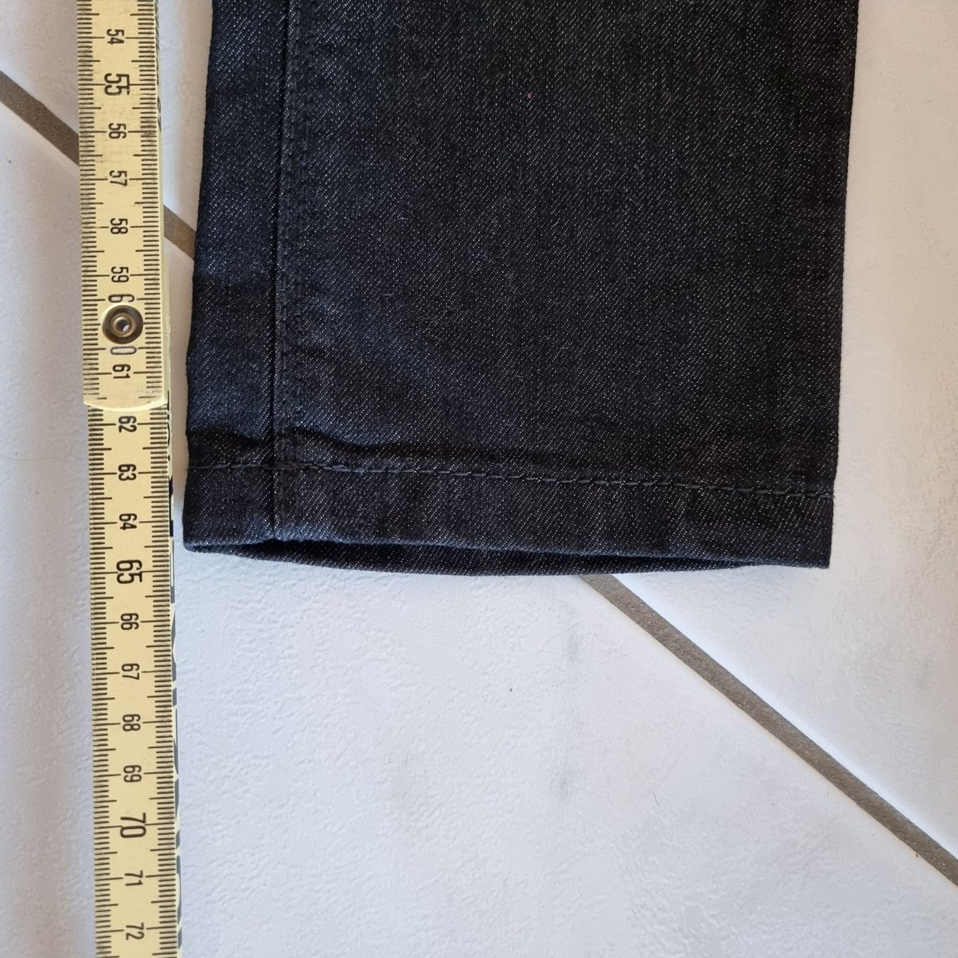 Pantaloni: Ungetragene tolle schwarze Jeans Gr. 146 – Nuovo (secondo la descrizione) da Arth venduto da Africa44 2