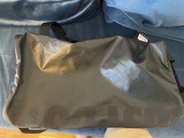 Nike Sporttasche 40 L – Neu