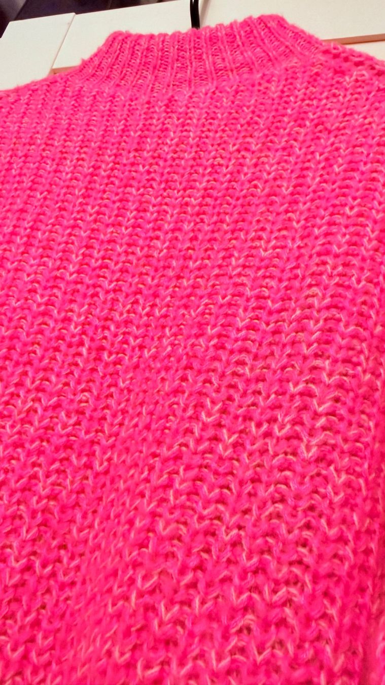 Maglioni & Felpe: • Pinker Pullover • – Usato da Basel venduto da mendoza13 2