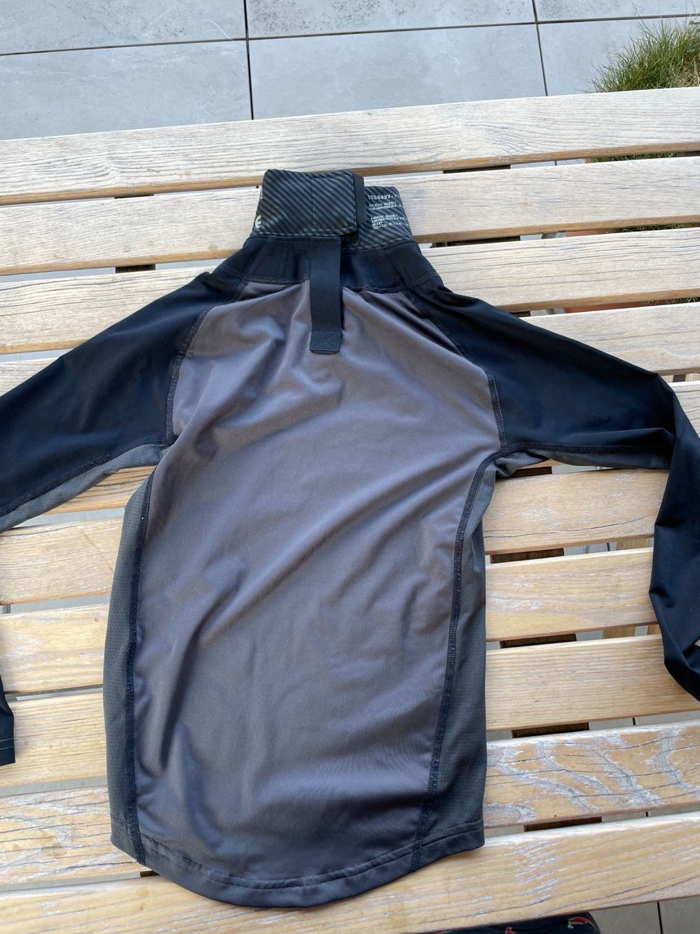 Bauer Biancheria intima: Bauer Eishockey Neckprotect Shirt Grösse Kinder YTH XS – Nuovo (secondo la descrizione) da Zürich venduto da ONA-Online 2