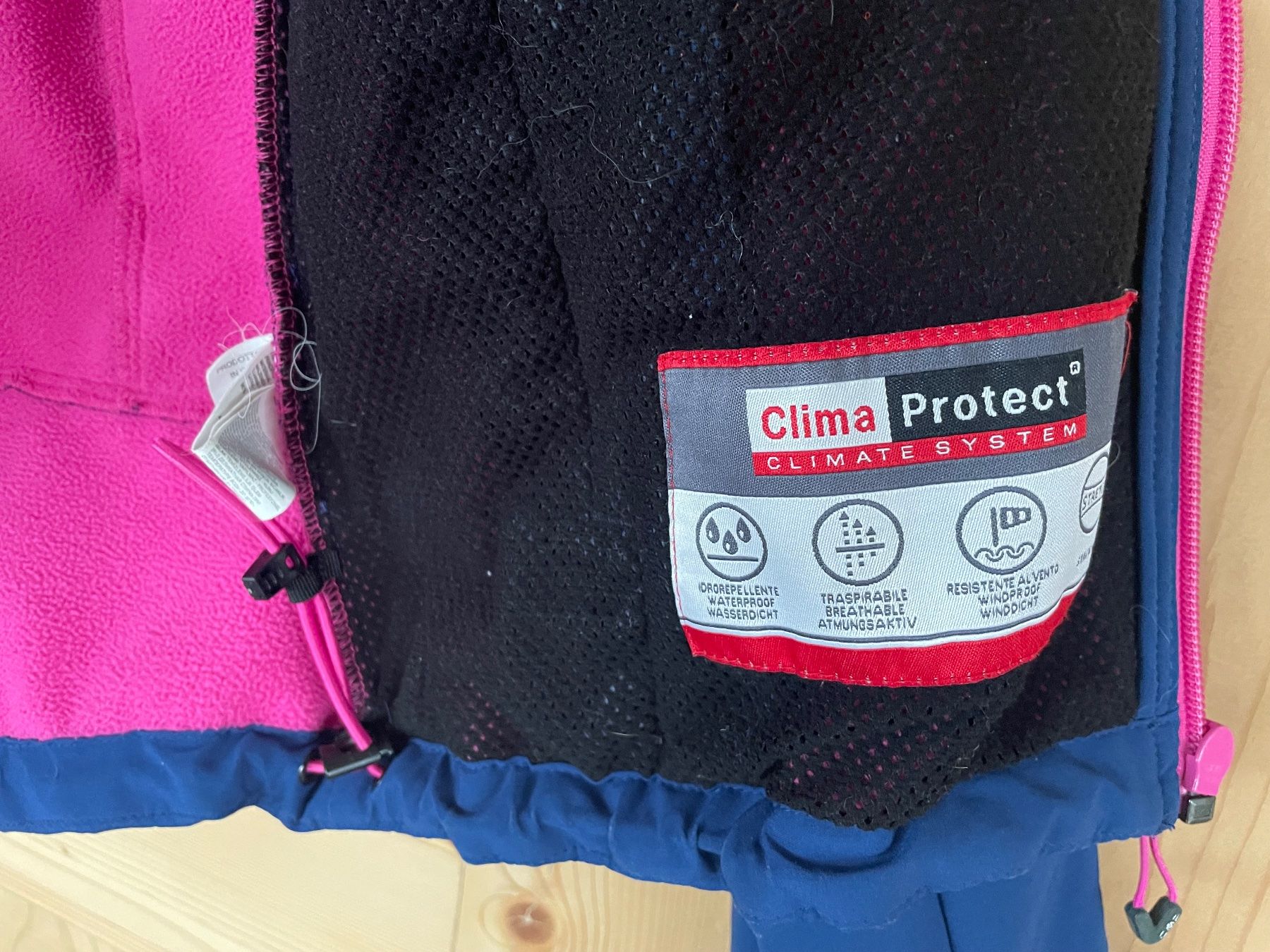 CMP Jacken & Mäntel: CMP Mädchen Softshelljacke Gr. 176 Top Zustand – Gebraucht aus Uttigen von Telemark72 2
