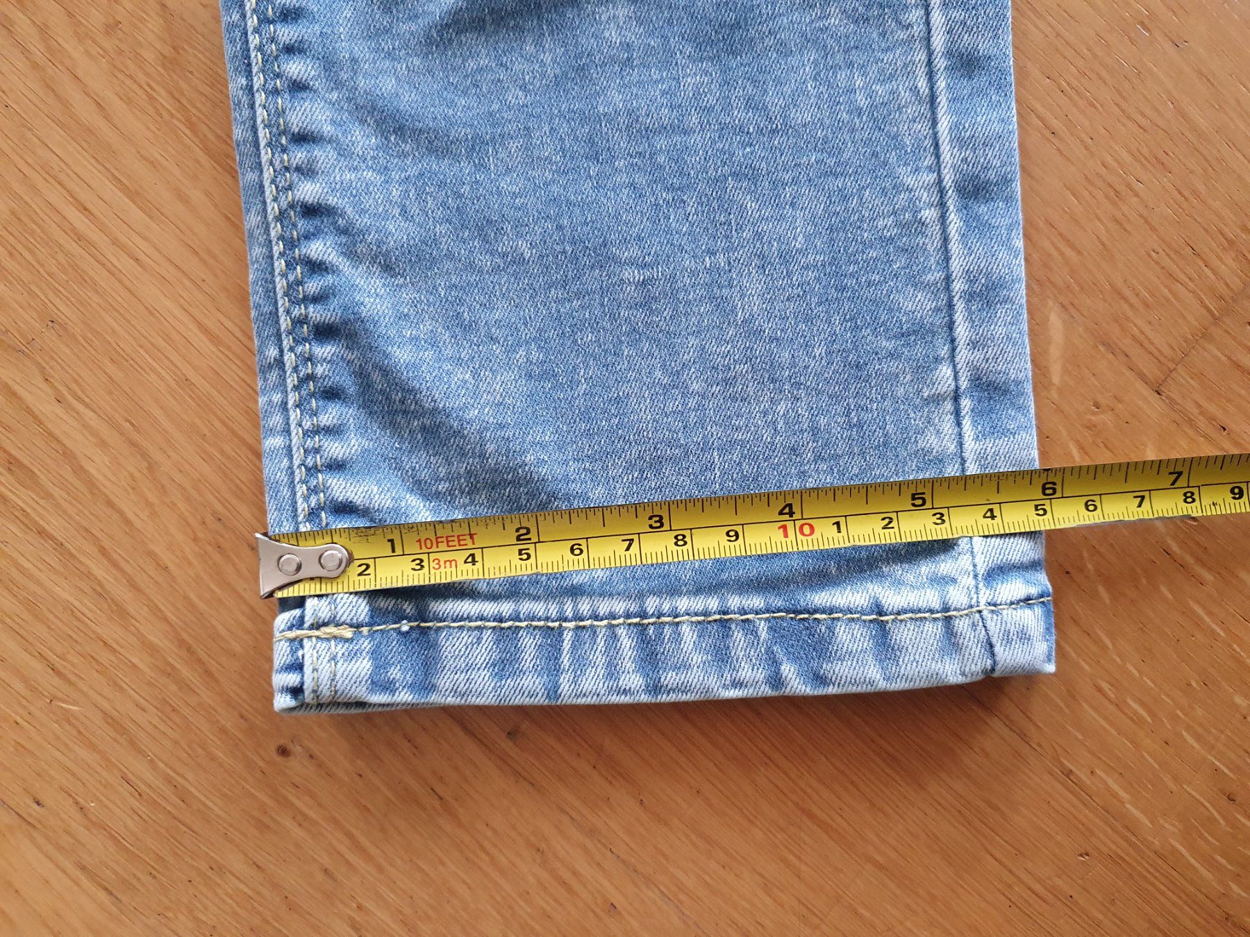 Jeans: Jeans Hose Grösse M/L – Nuovo (secondo la descrizione) da Rickenbach SO venduto da S.u.n.s.h.i.n.e.83 7