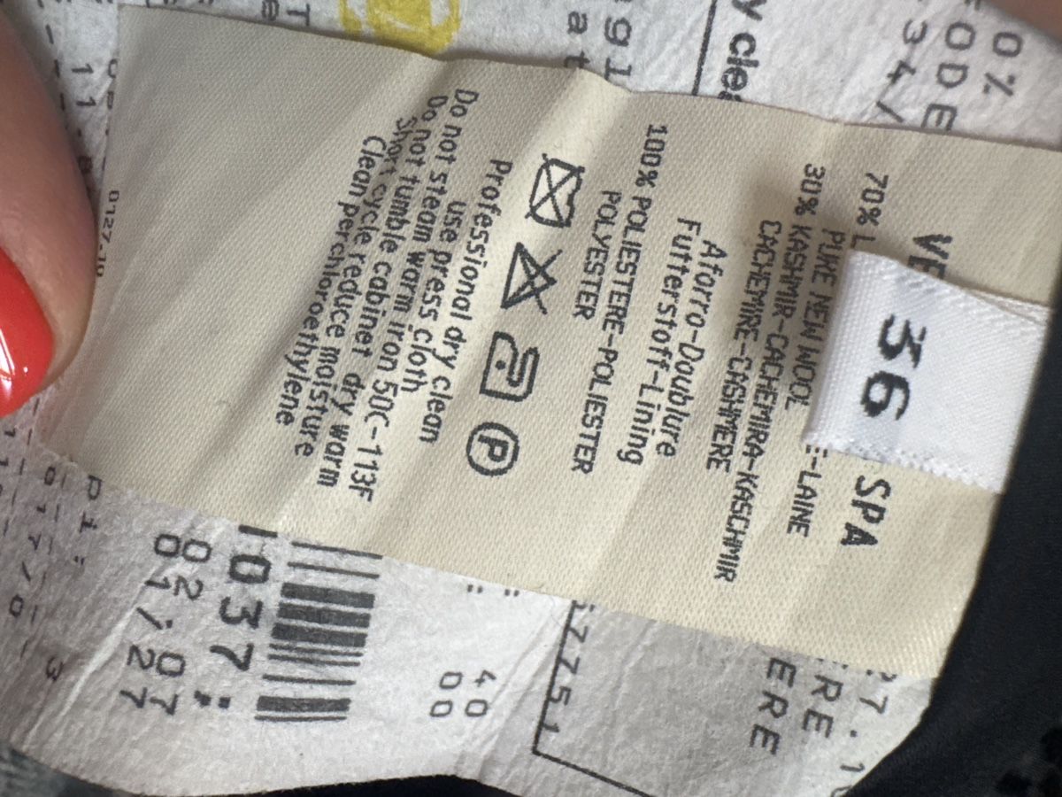 Cappotti: Emanuel Ungaro Coat Size 36 Black Wool Blend – Nuovo (secondo la descrizione) da Montagnola venduto da jamylafy 3