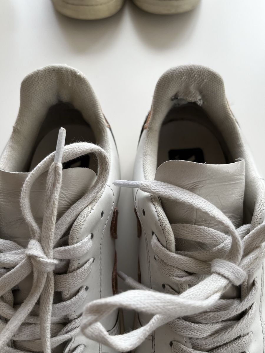 Veja Scarpe da donna: 4 Paar Veja Sneaker V-10 / Esplar Gr. 37 – Usato da Olten venduto da hahnice99 6