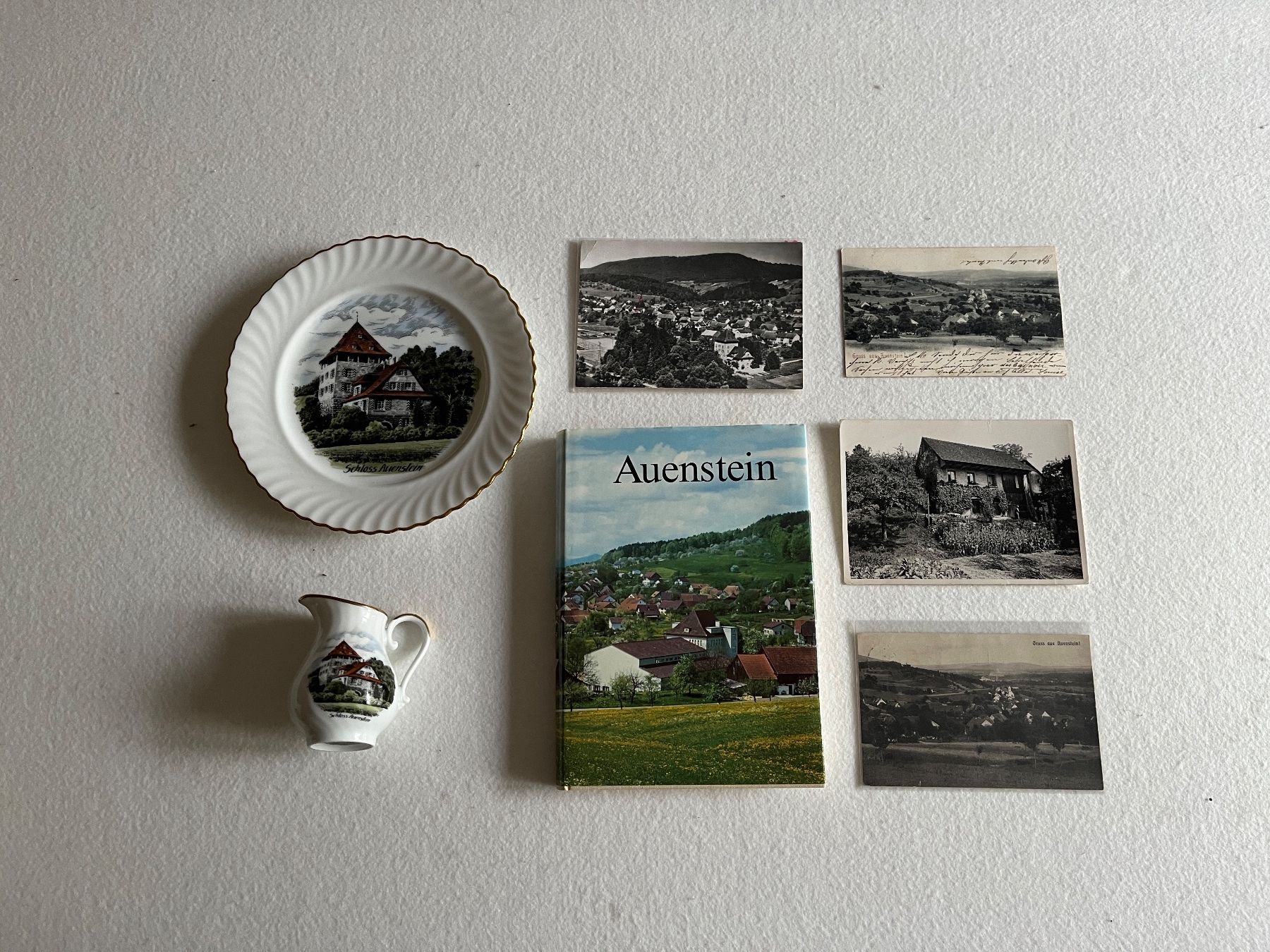 Piatti: Auenstein AG, alte Postkarten, Buch, Teller, Vase – Usato da Hettlingen venduto da Kaeptnpum