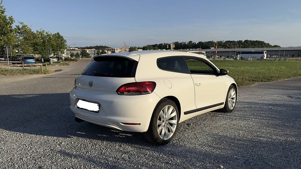 VW Automobili: VW Scirocco 2.0TSI DSG – Usato da Glattbrugg venduto da pet_5dck 3