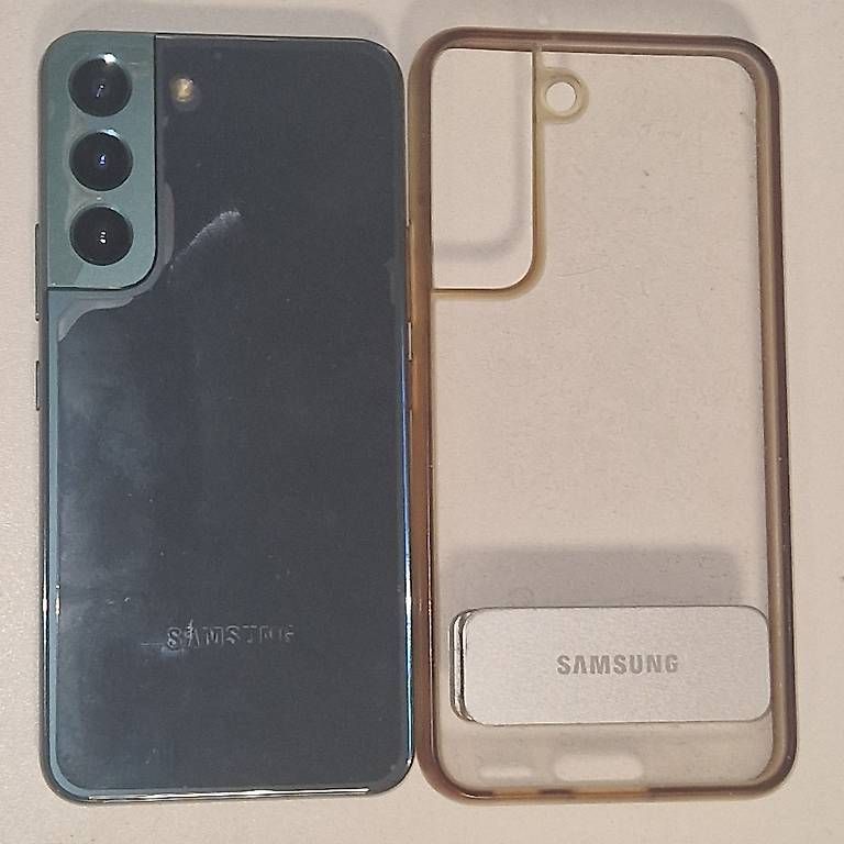 Telefoni cellulari / Smartphones: Samsung s22,5G vert, 128G – Usato da Cointrin venduto da Bilegee 1