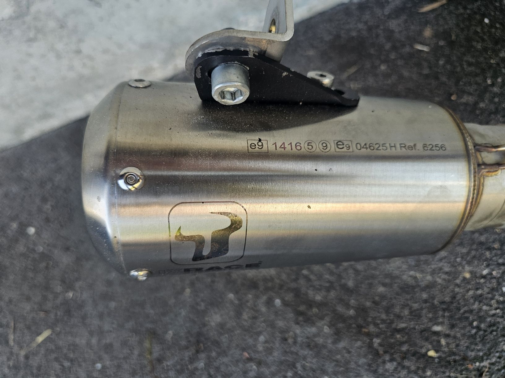 Honda Auspuffanlagen: IXRace CB 650F Komplettanlage – Gebraucht aus St. Gallen von Kolja2000 1