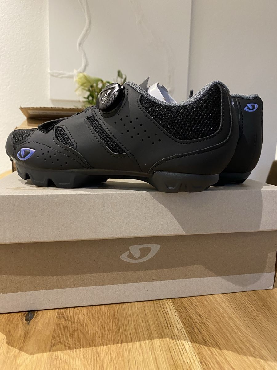 Giro Herrenschuhe: Giro, Fahrradschuhe – Neu (gemäss Beschreibung) aus Steffisburg von mina-pam