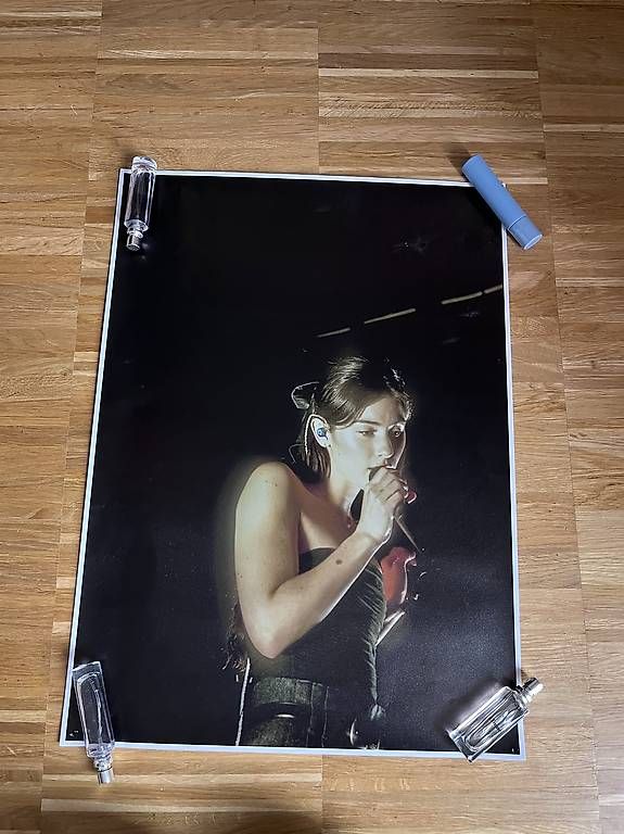 Foto & Immagini: 3 Gracie Abrams Poster – Usato da Zürich venduto da lia_szs8 3