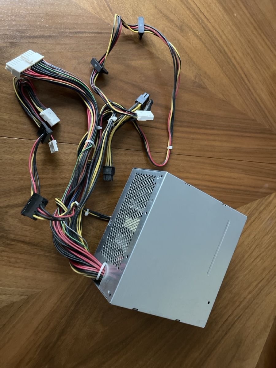 Componenti elettronici: LITE-ON PS-6451-5AE PC Netzteil 450W – Usato da Unterkulm venduto da AnoliOccasion