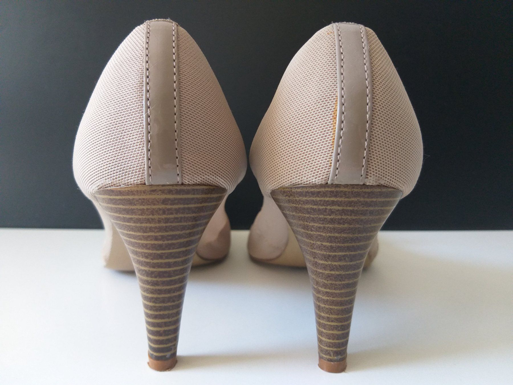 Scarpe da donna: OBSEL Chaussures beige à talon pointure 40 – Usato da Cossonay-Ville venduto da Les_1001_perles 5