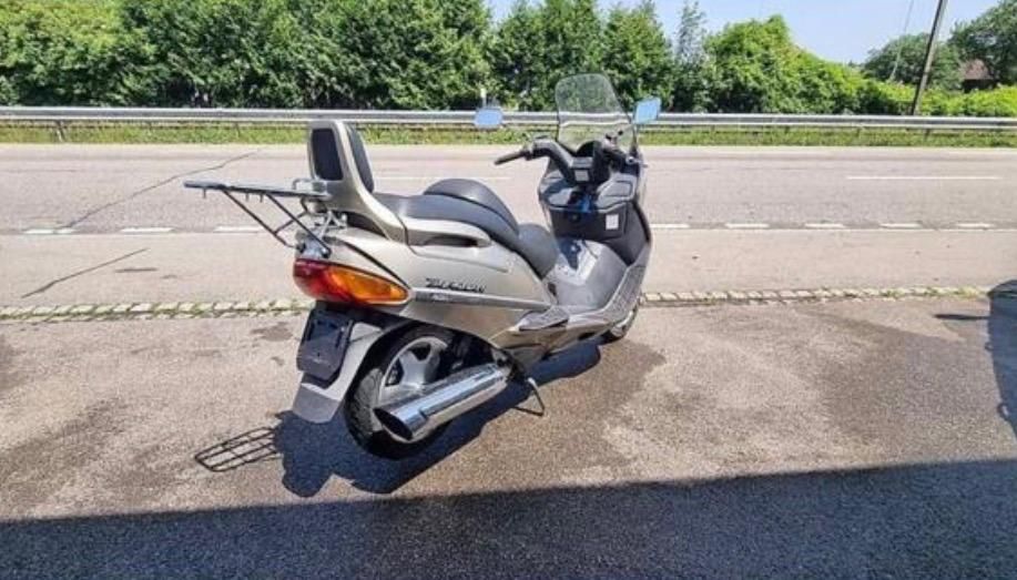 Suzuki Scooter: Suzuki AN 400 Roller (Jg 2000) – Usato da St. Margrethen SG venduto da vsbb 5