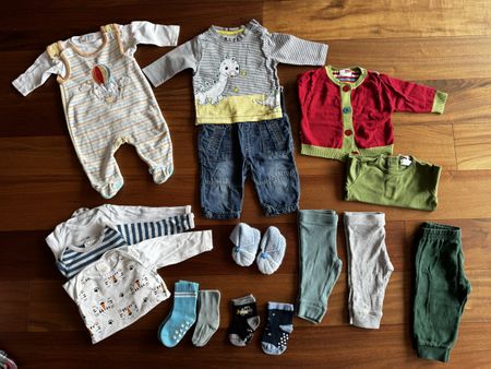 Babykleidung Gr 62-68