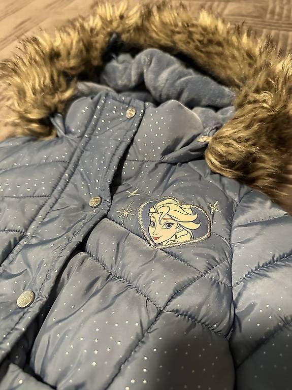 Jacken & Mäntel: Disney Winter Jacke Elsa 98 cm – Gebraucht aus Unterengstringen von Ros_g9bm 1