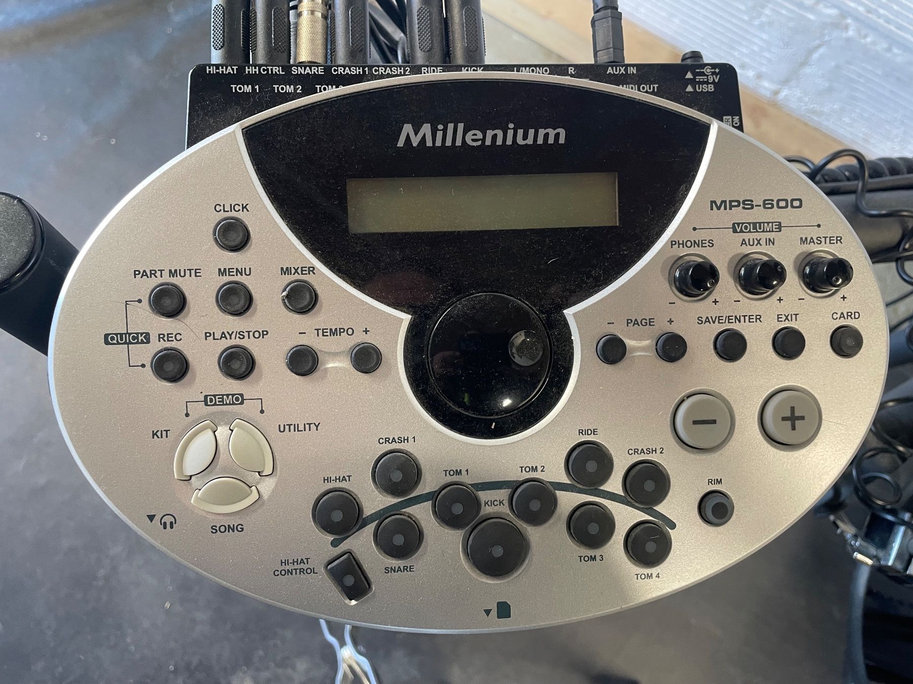 Strumenti musicali: Elektro Schlagzeug Millennium – Usato da Dürrenroth venduto da Mehari01 1
