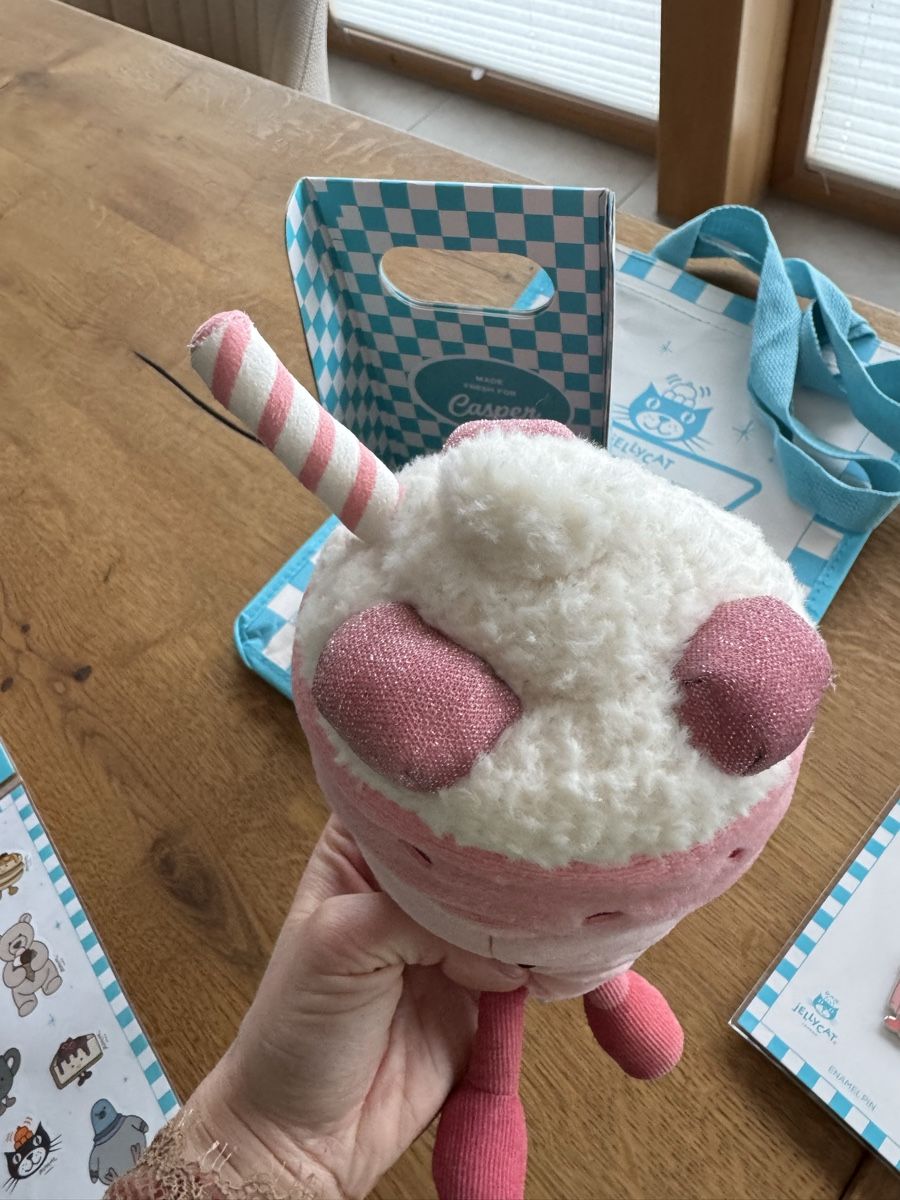 Jellycat Giocattoli: Jellycat Milkshake - New York - NEU – Nuovo e nell'imballaggio originale da Mannenbach-Salenst venduto da nic_5l27 9