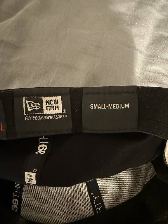 Hüte, Mützen & Caps: New York Cap schwarz – Gebraucht aus Wädenswil von dom_pz5d 3