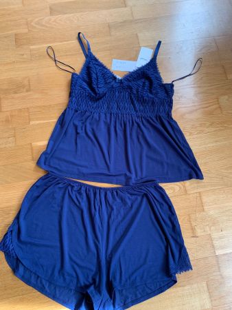 Nagelneuer, Triumph Pyjama, Gr 42