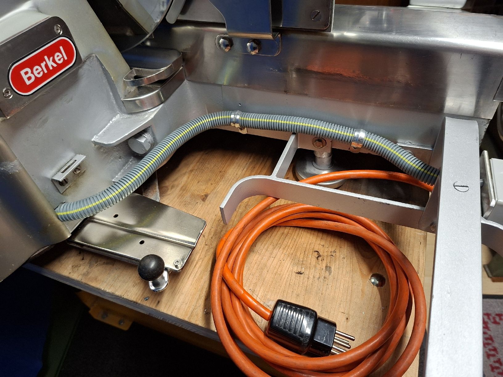 Alle Maschinen: BERKEL 115 E – Gebraucht aus Wolhusen von zupasoli 5