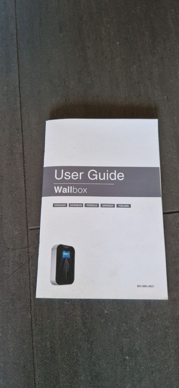 Caricabatterie: EV Charging Station Wallbox User Guide good condition – Usato da Lätti venduto da Komak 2