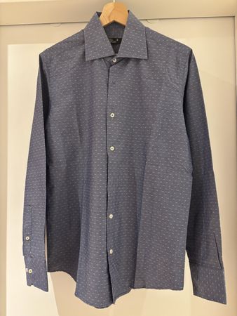 Regina Schrecker Shirt, Size 15/39
