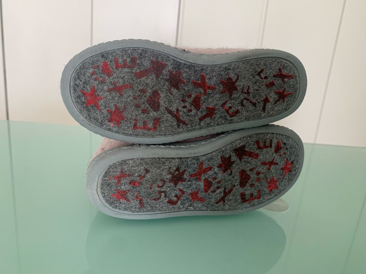 Elefanten Scarpe per ragazze: Elefanten Hüttenschuhe Gr. 25 – Nuovo (secondo la descrizione) da Baden venduto da nicolenia 1