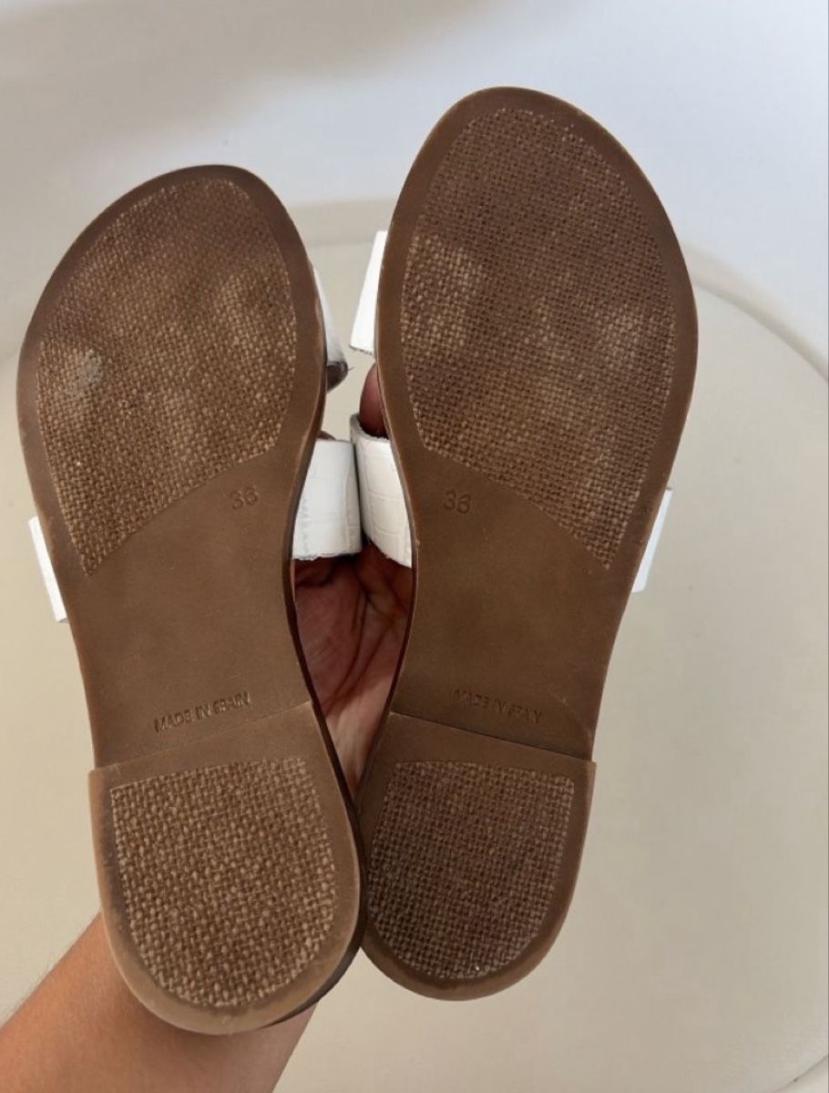 Chaussures femmes: Sandalen weiss Kroko-Optik Grösse 36 – D'occasion à Opfershofen TG par dan_nxk8 2