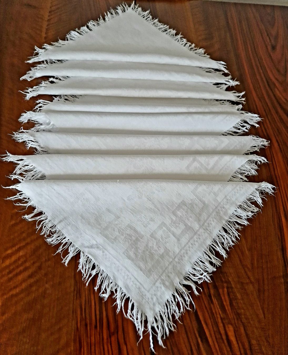 Biancheria da letto: Seidendamast Servietten 41x41cm. – Usato da Bern venduto da Antikbatik