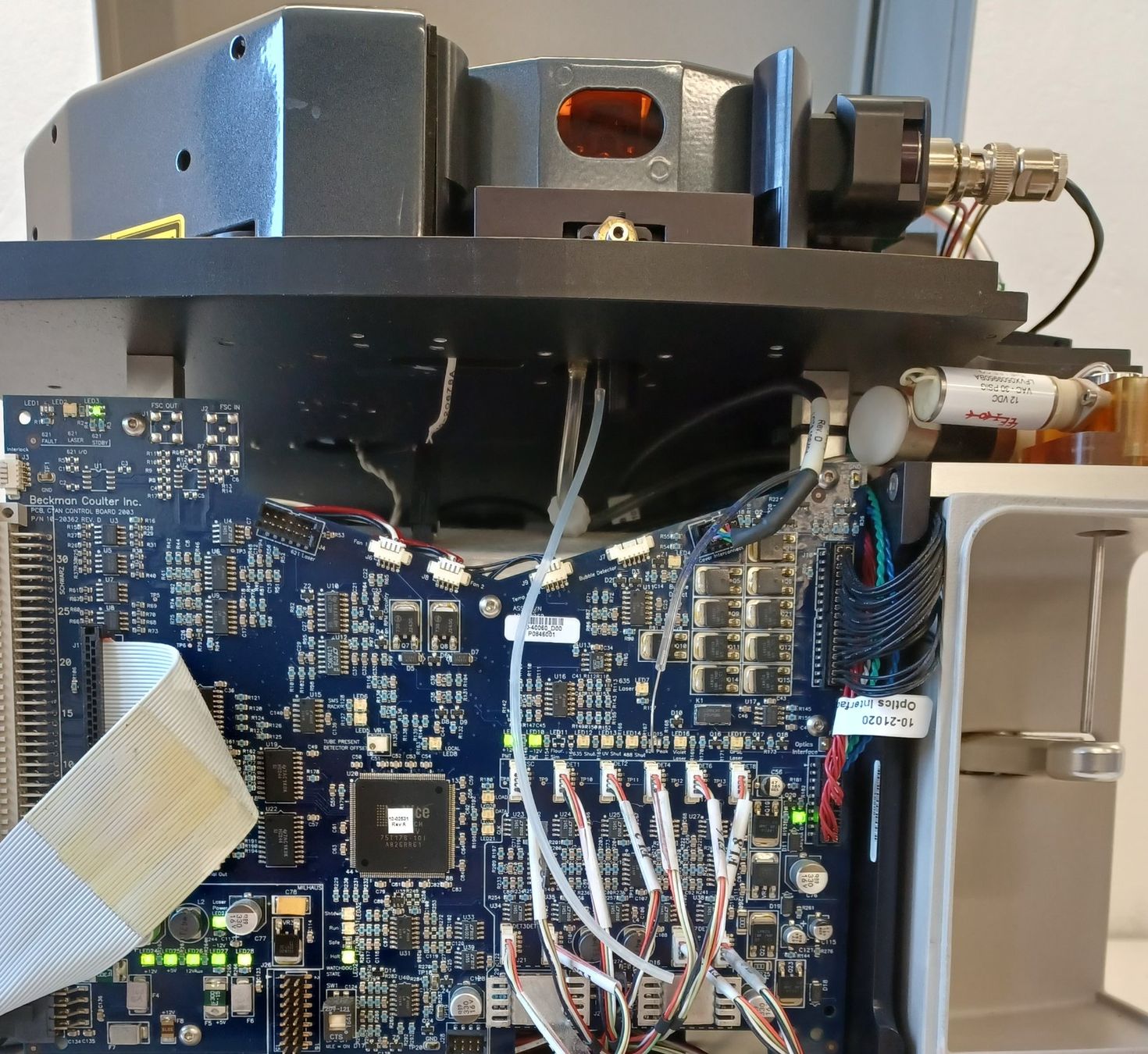Laborzubehör: Beckman Coulter Cyan ADP Flow Cytometer – Defekt aus Niederdorf von LeptonAG_Labor 4