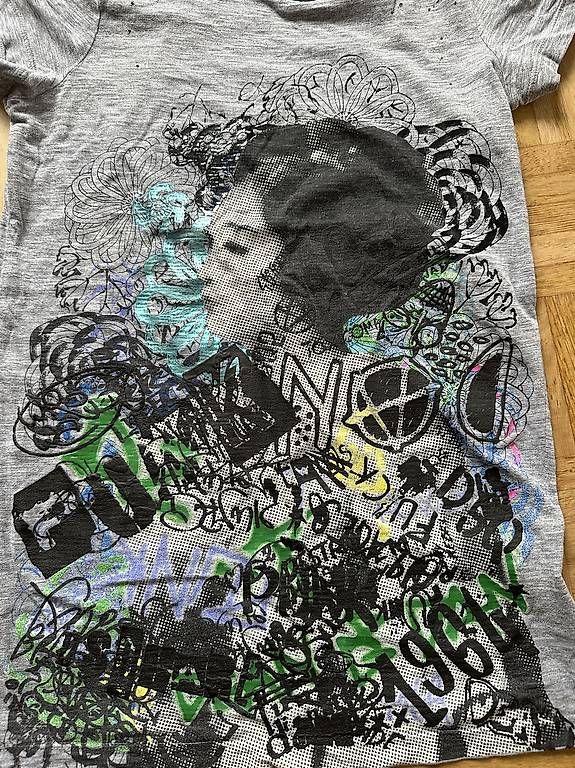 T-shirt: Dsquared2 TShirt Gr.XS – Usato da Stäfa venduto da DearDarling 1