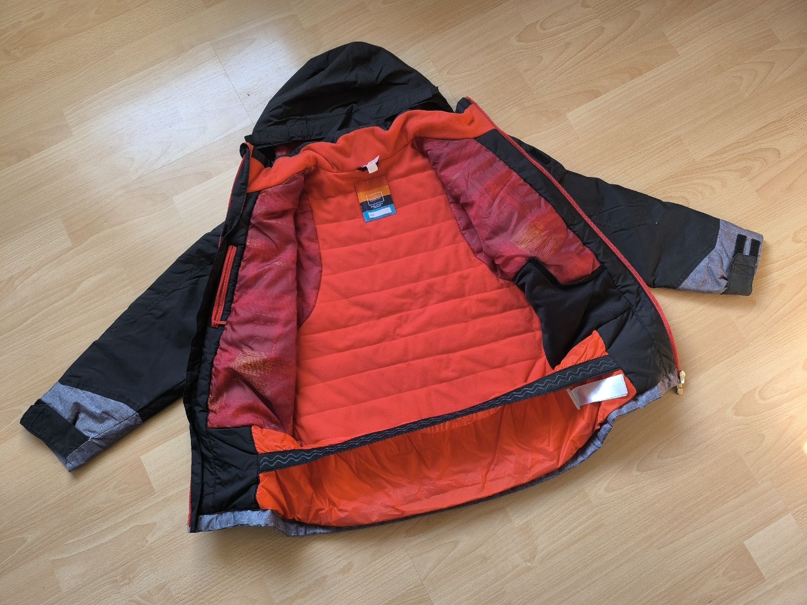 Vestes & Manteaux: veste de ski 143/152 – D'occasion à Arnex-sur-Orbe par mbdaso 1