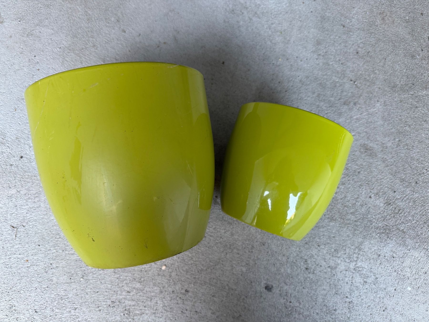 Blumentöpfe: 2 pot de fleurs – Gebraucht aus Zürich von odi_ldv8