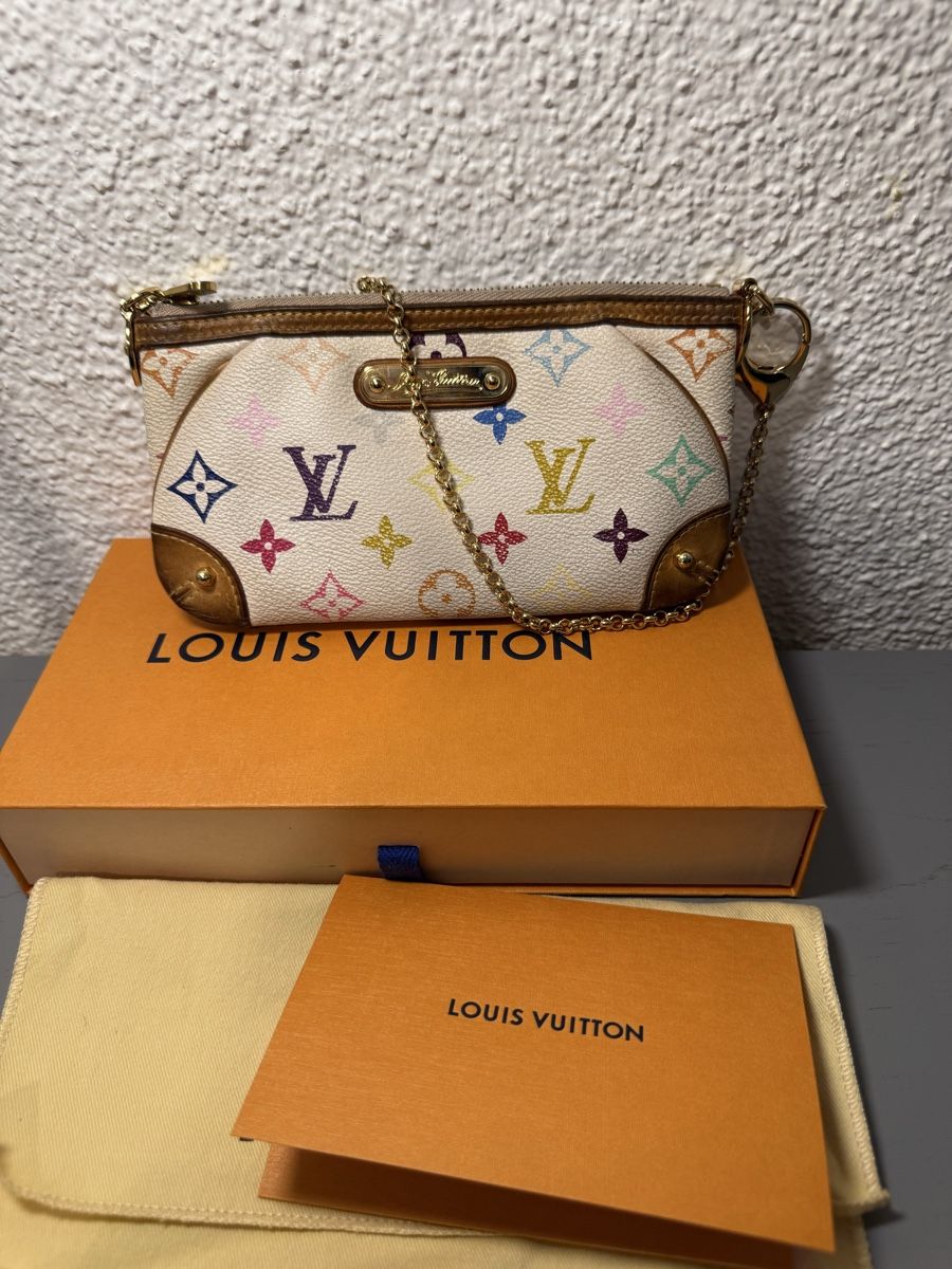 Louis Vuitton Sacs femmes: Louis Vuitton Tasche ab 1.-! – D'occasion à Lohn-Ammannsegg par aemu12 5